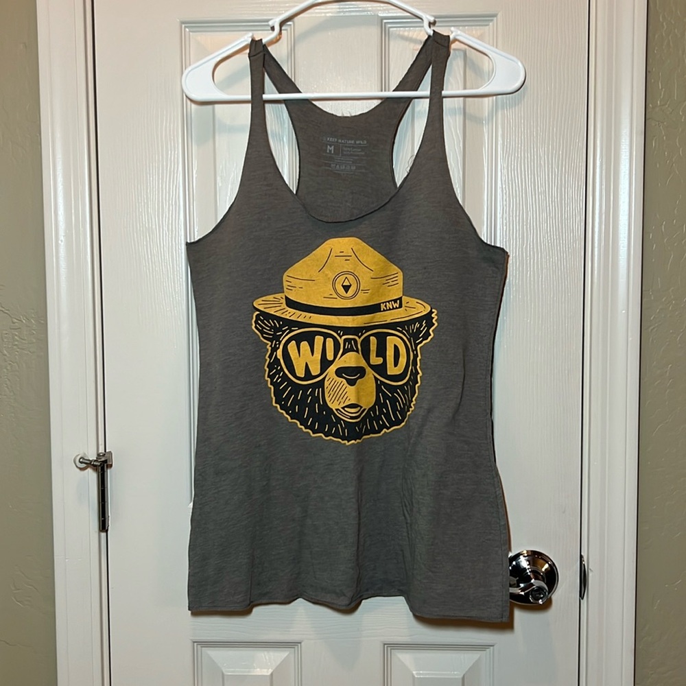Smokey Bear razorback tank. Medium